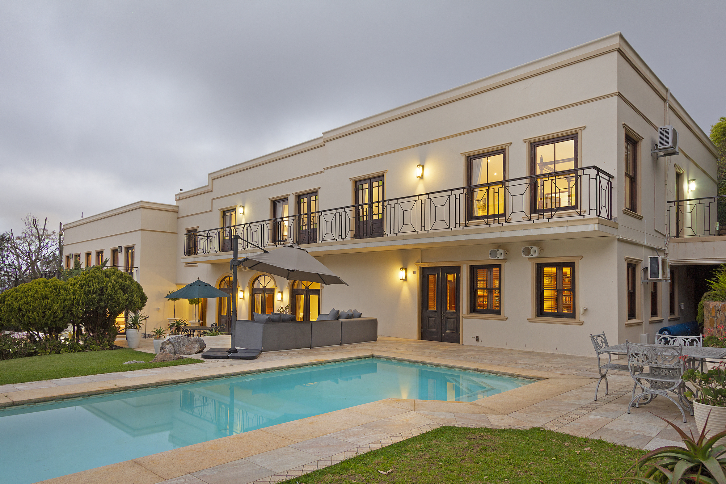 Two-Villa Estate 7