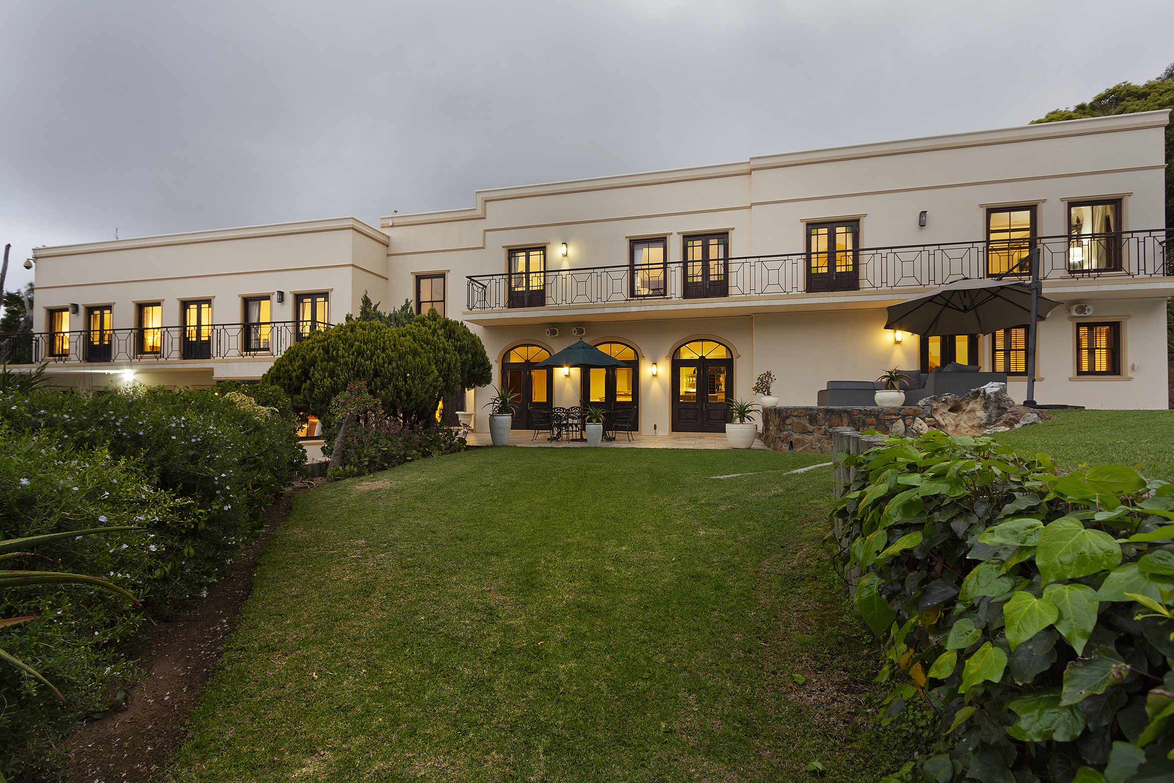 Two-Villa Estate 9