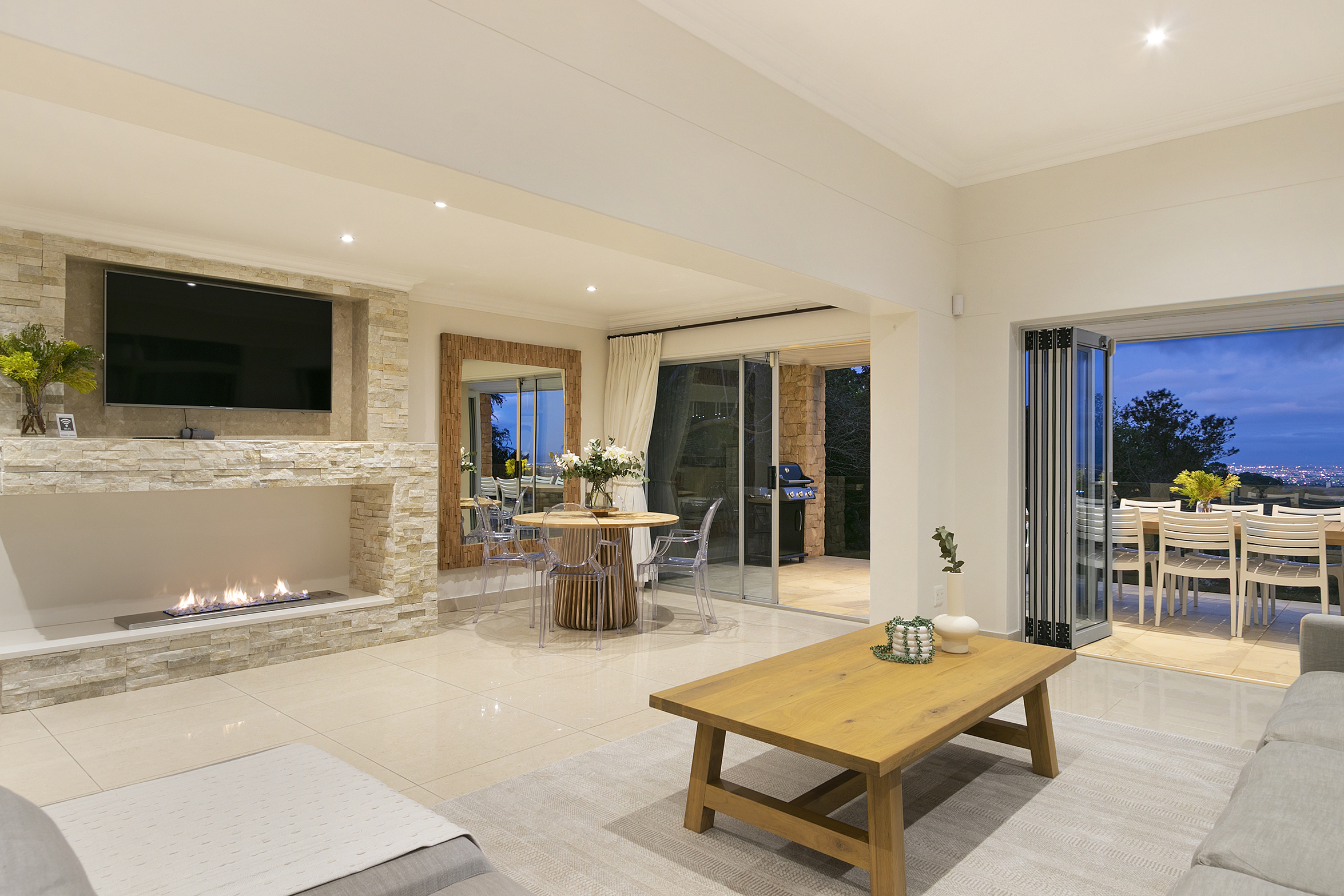 Two-Villa Estate 48