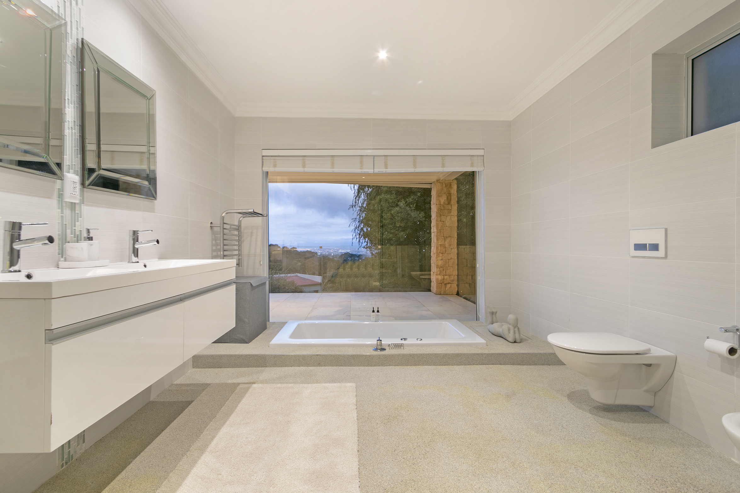 Two-Villa Estate 51